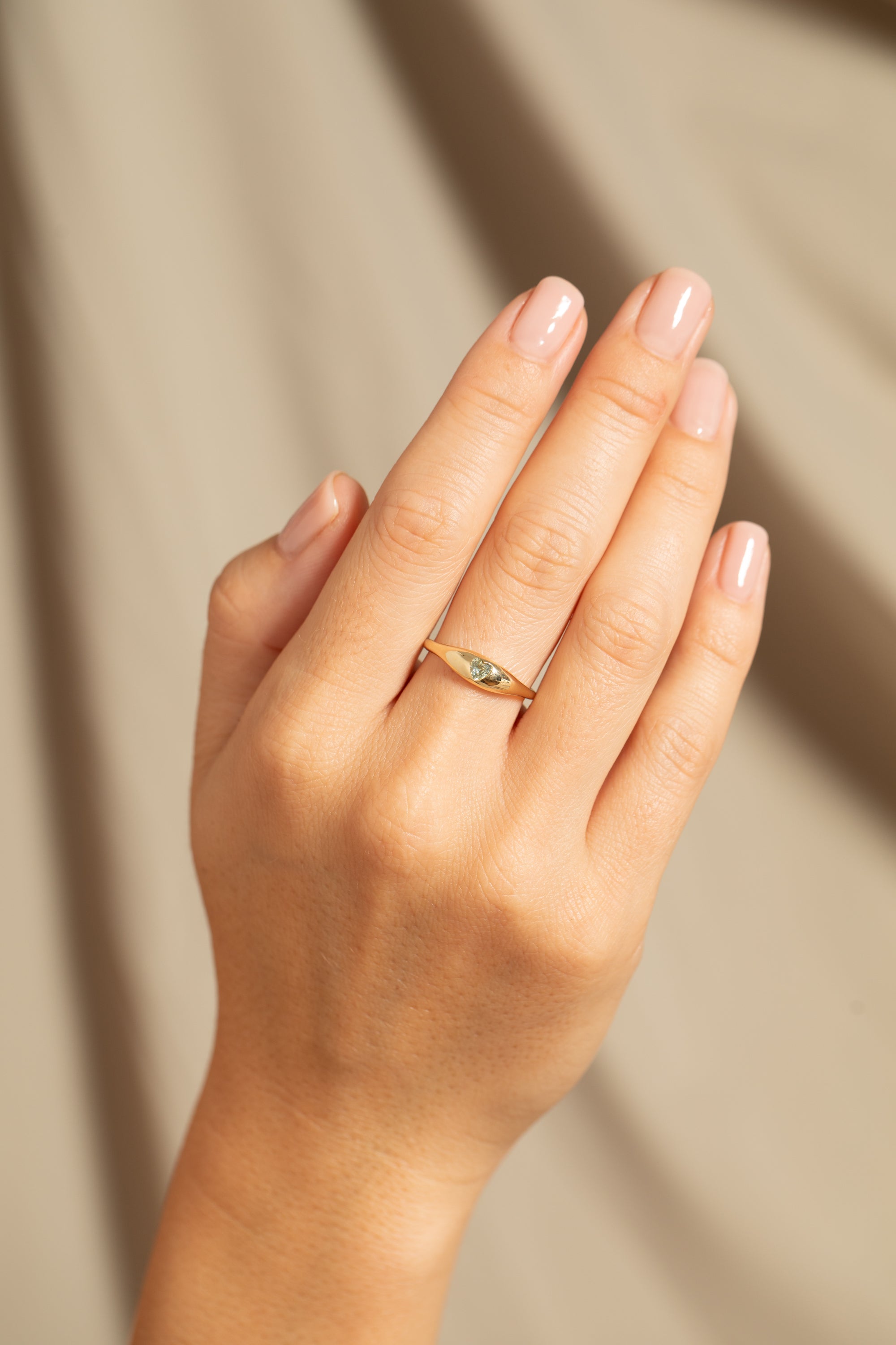 Heart Sapphire Ovate IV Ring 04