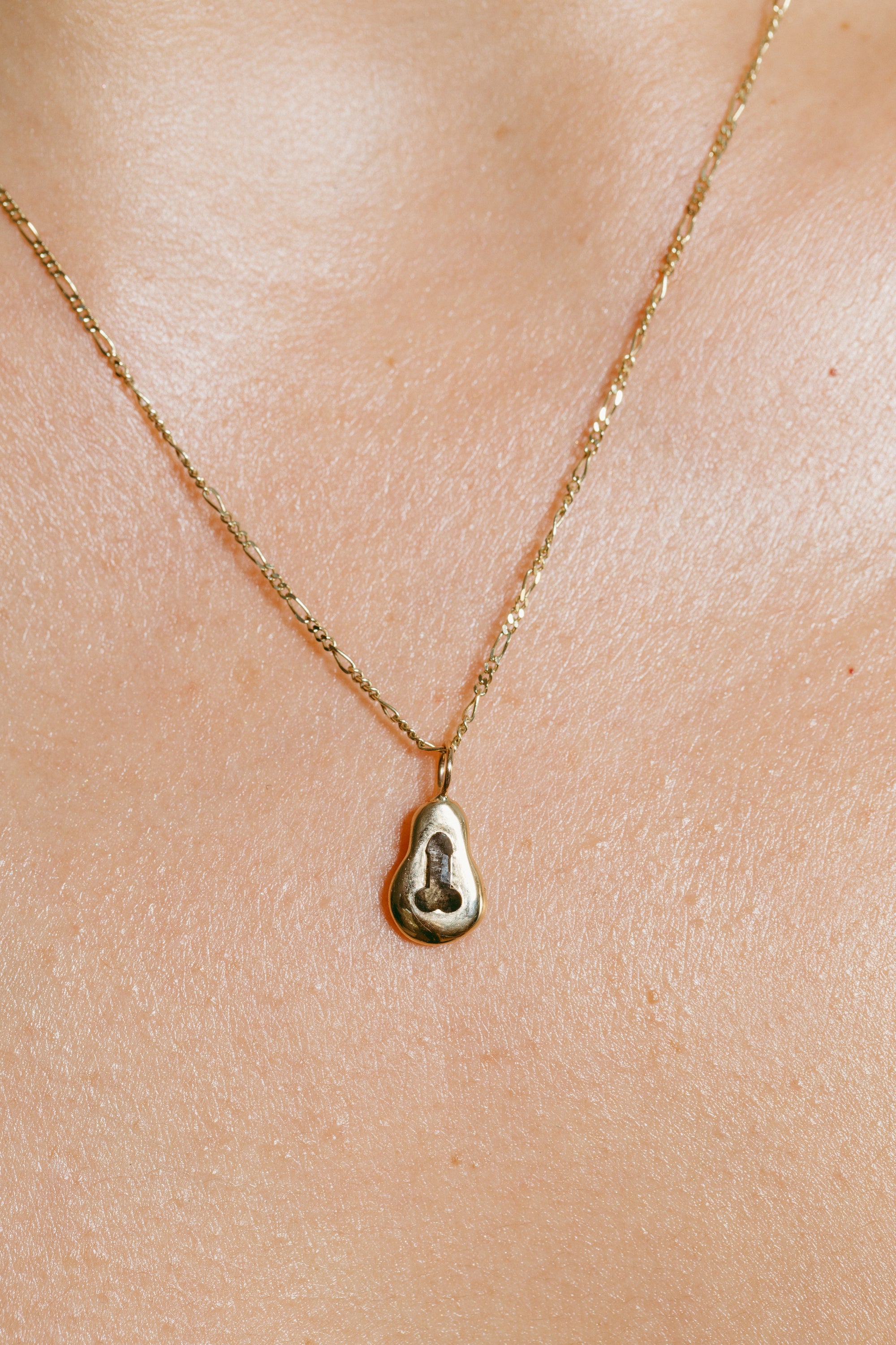 Cumulus XI Phallus Charm 02