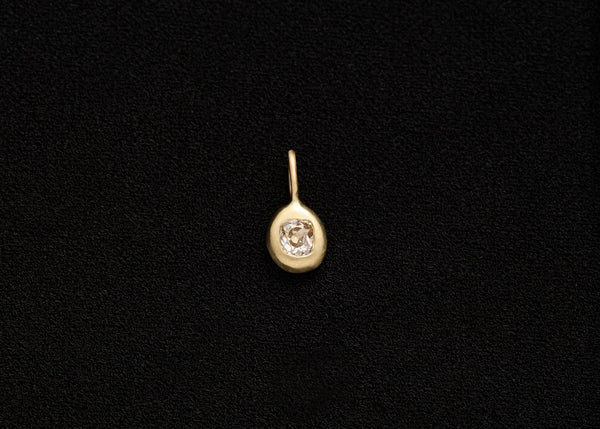 Cumulus XVI Charm 12