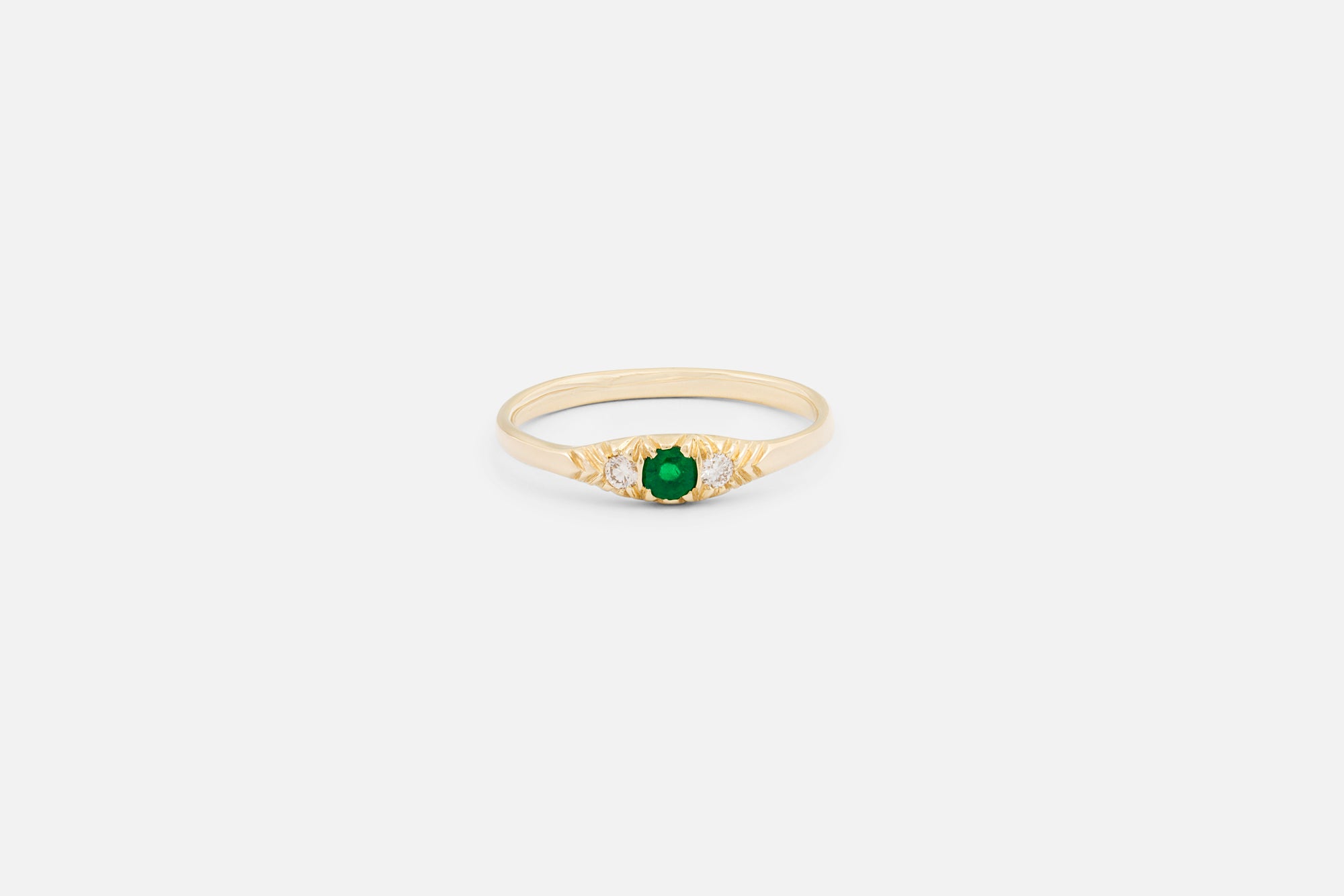 Emerald 3 Stone Ovate III Ring