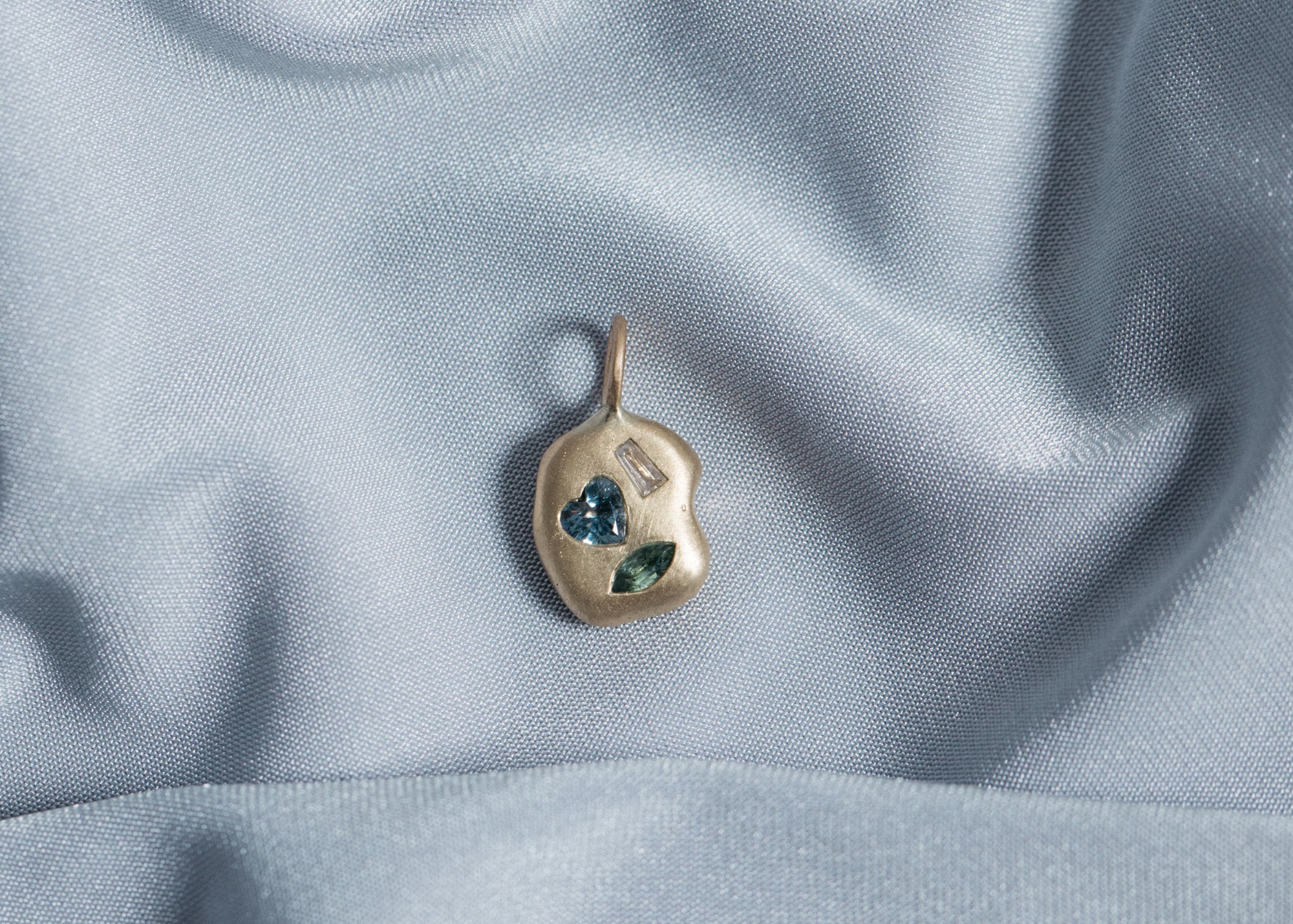 Cumulus XV Charm 01
