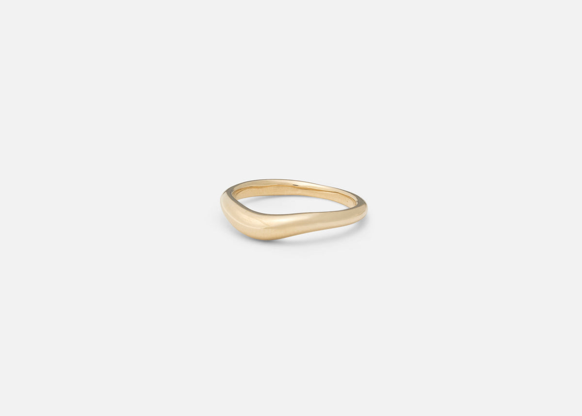 Curve I Ring
