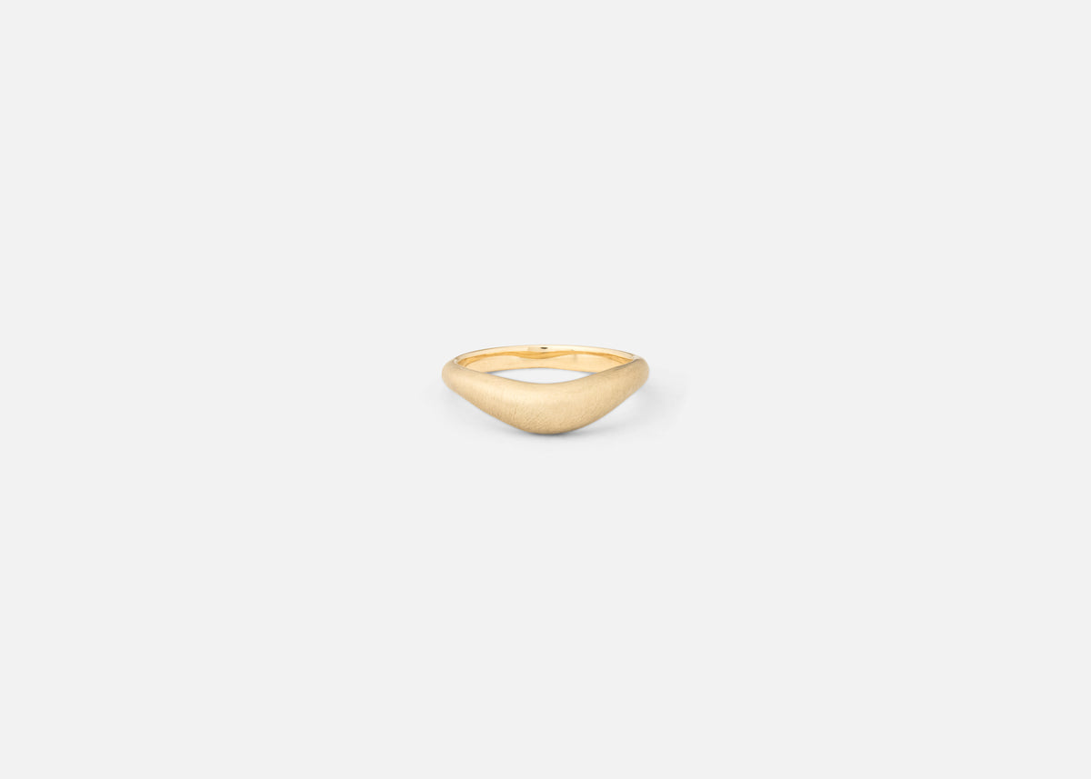 Curve II Ring