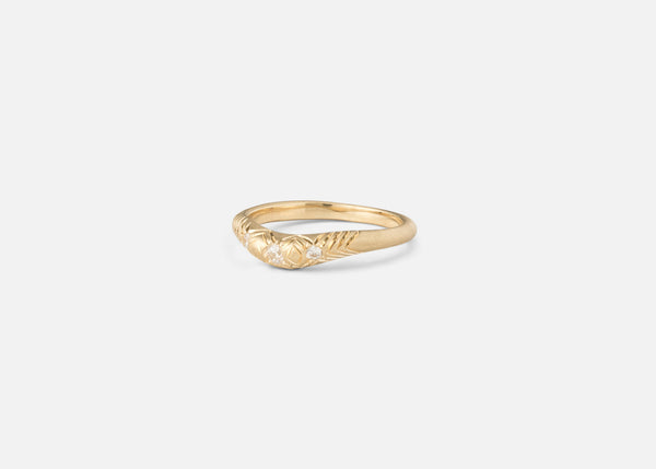 3 Diamond Curve I Ring