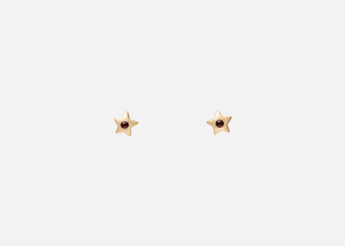 Garnet Stella Stud