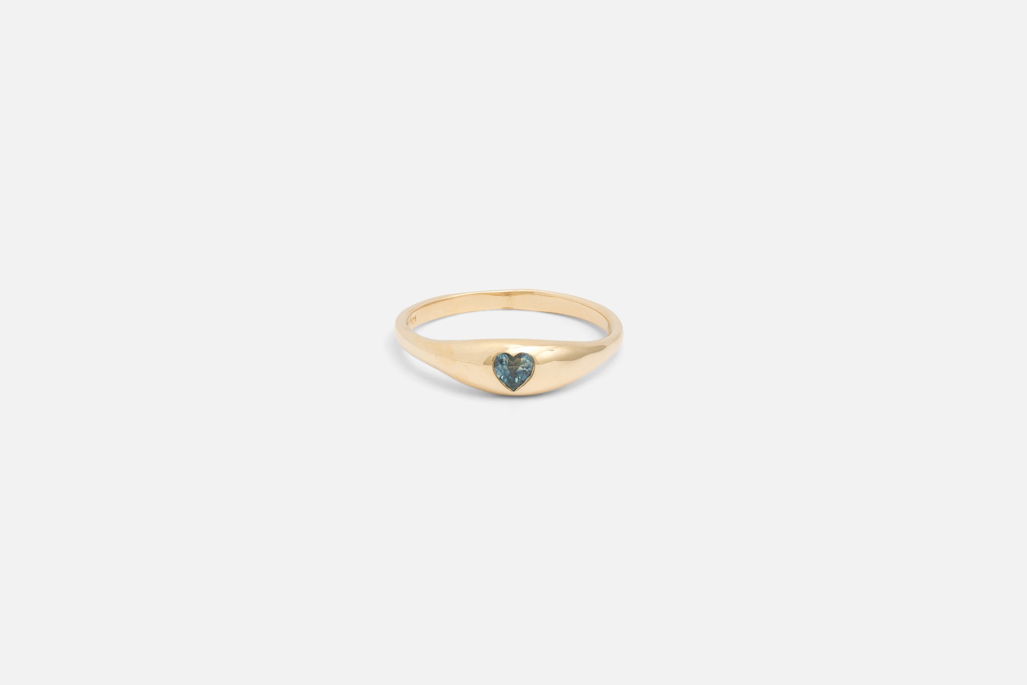 Heart Sapphire Ovate IV Ring 03