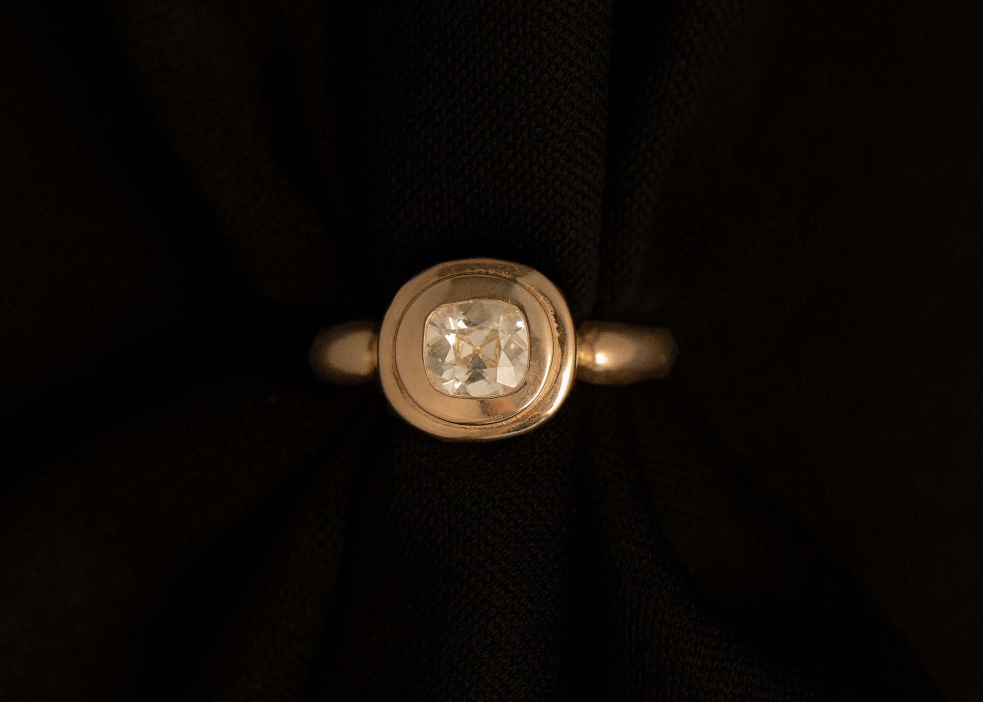 One of a Kind 0.64CT Old Mine Cut Pictura Ring