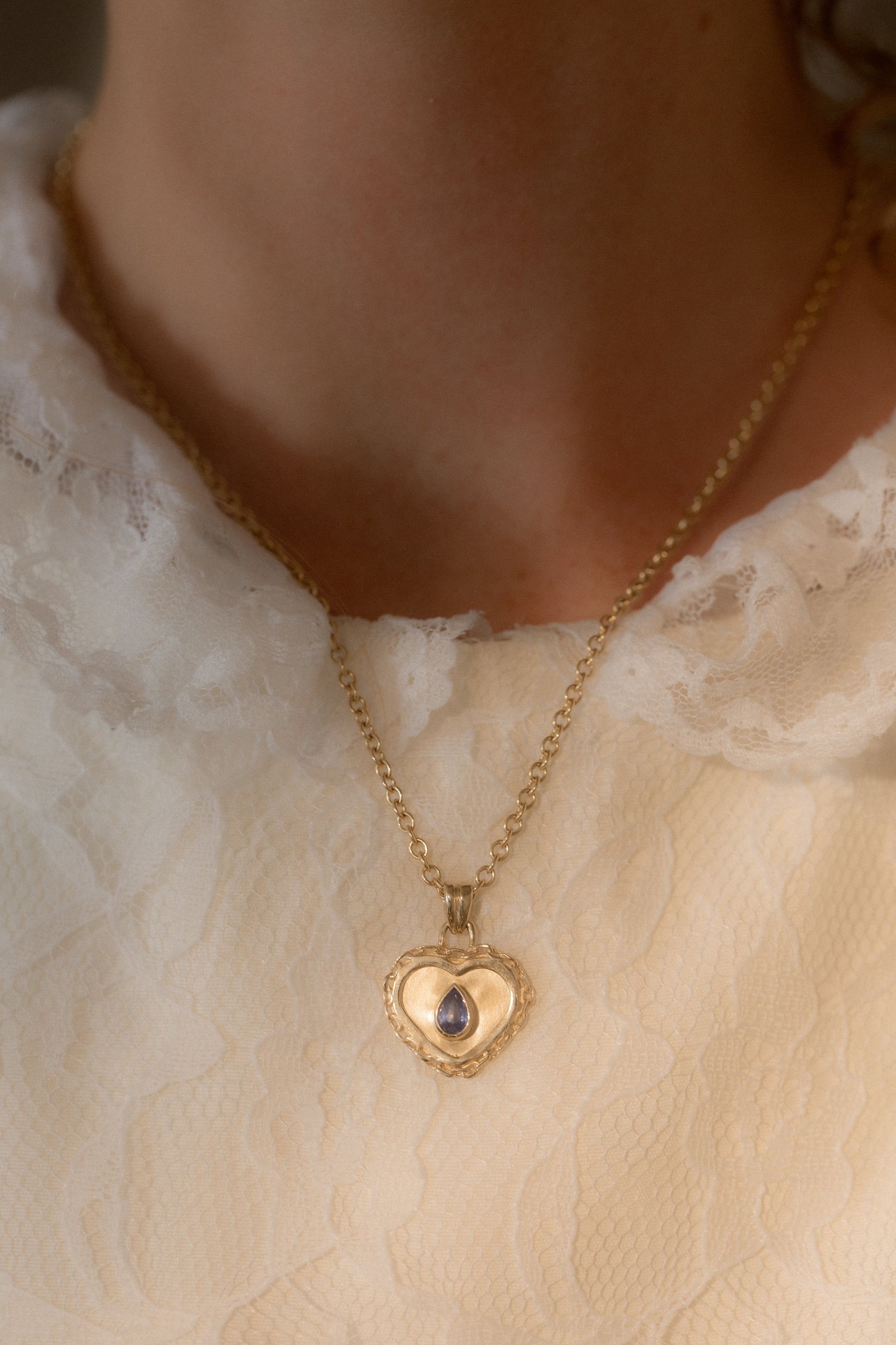 One of Kind Sapphire Vetro Charm 02