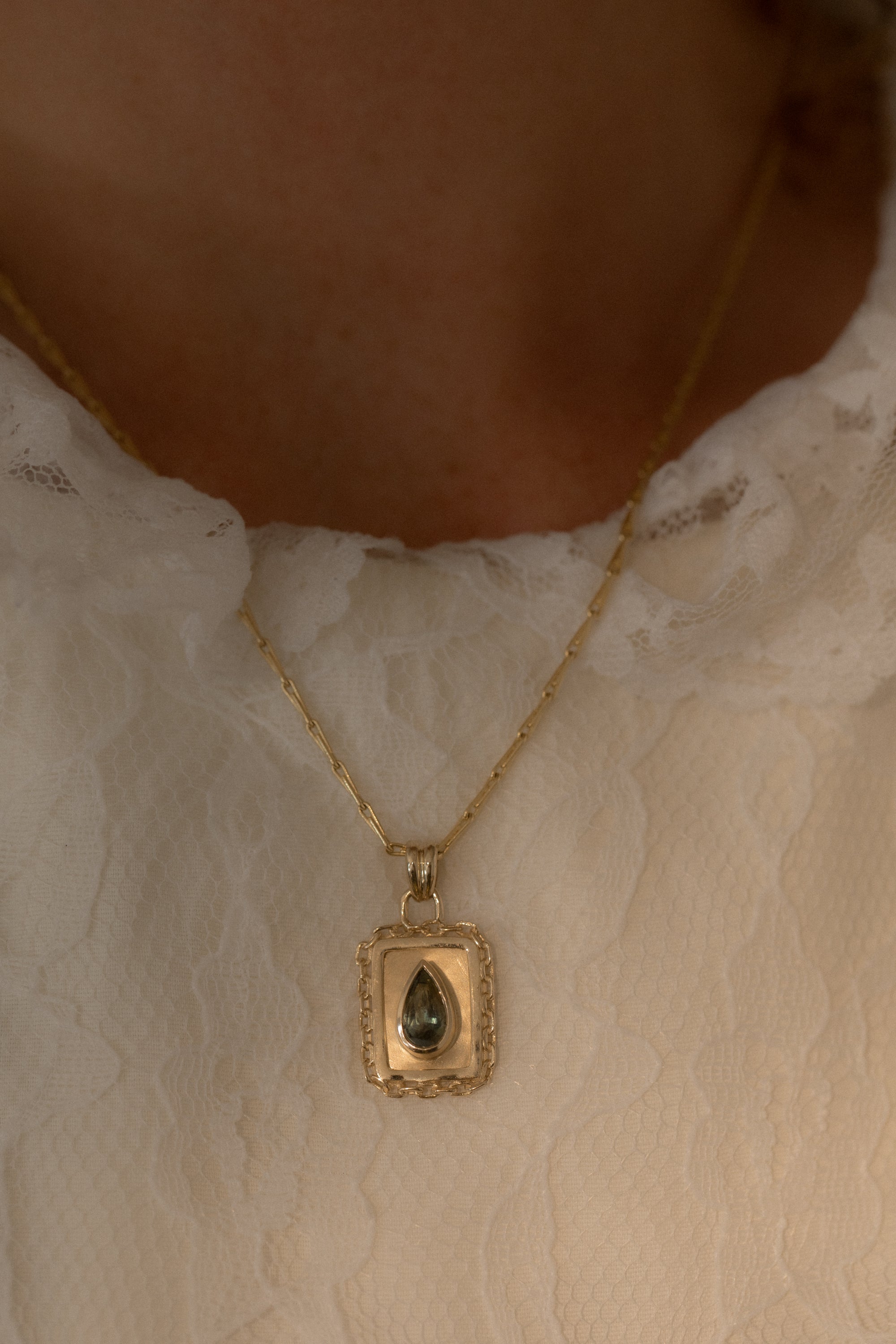 One of Kind Sapphire Vetro Charm 03