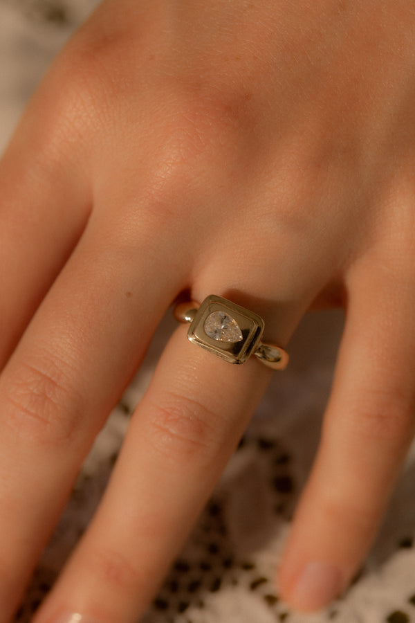 One of a Kind 0.45CT Pear Cut Pictura Ring