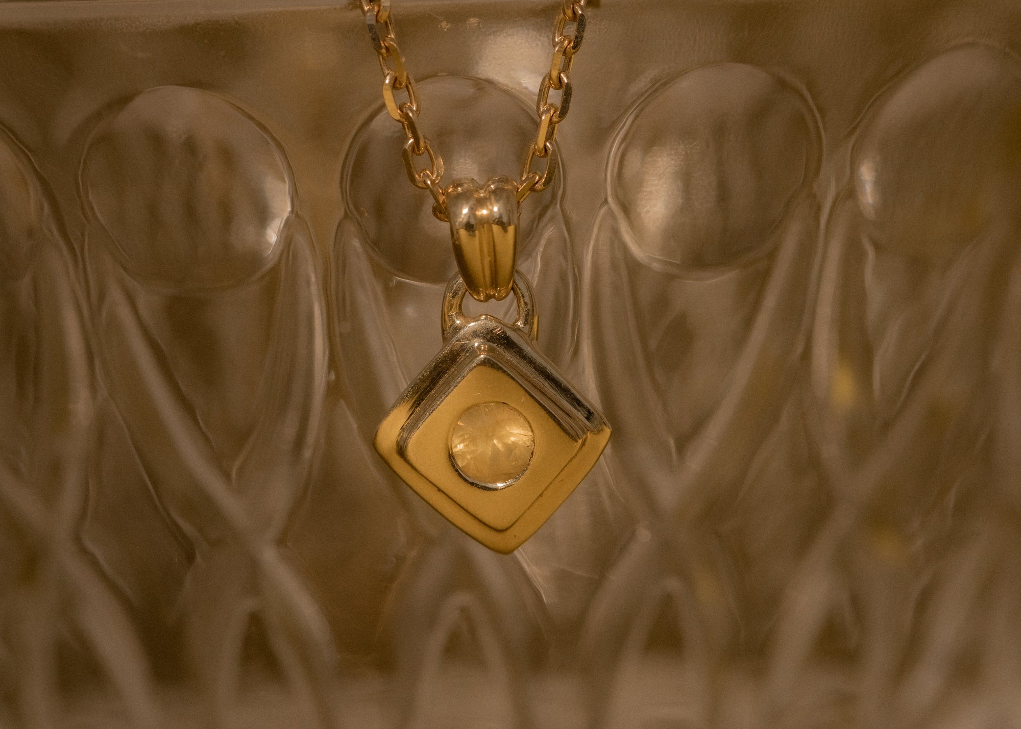 One of Kind Sapphire Pictura Charm 04