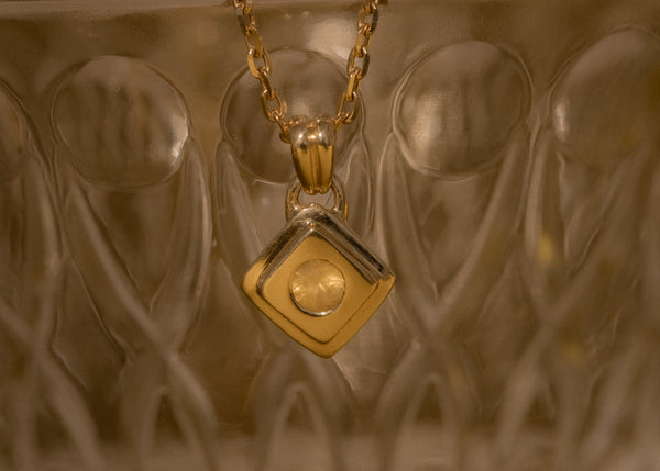 One of Kind Sapphire Pictura Charm 04