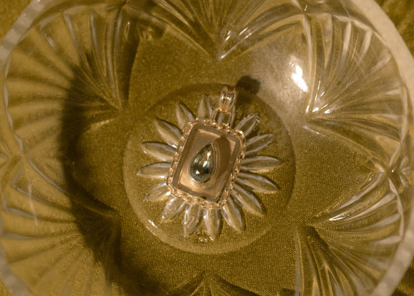 One of Kind Sapphire Vetro Charm 03