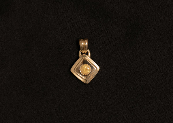 One of Kind Sapphire Pictura Charm 04