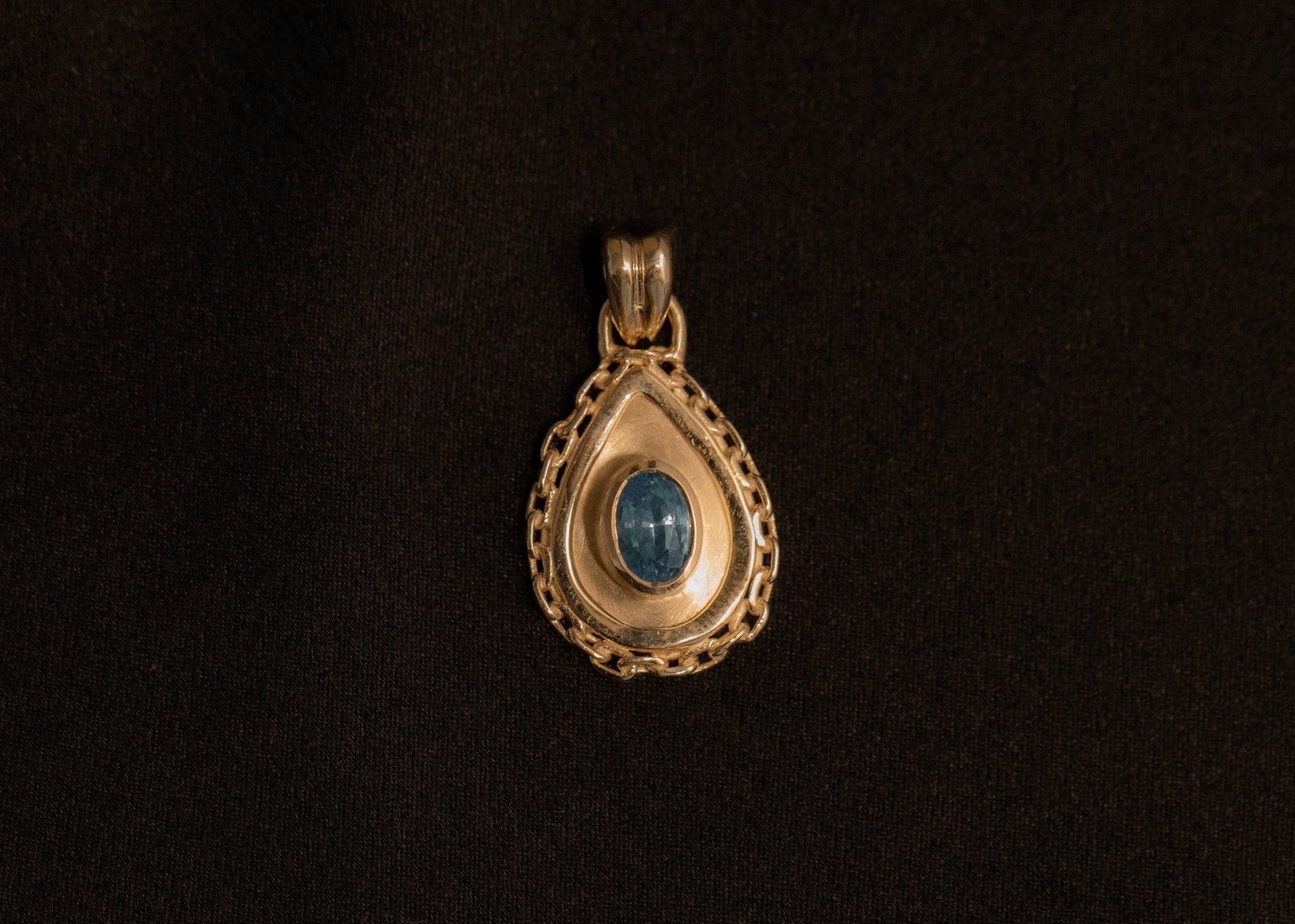 One of Kind Sapphire Vetro Charm 06