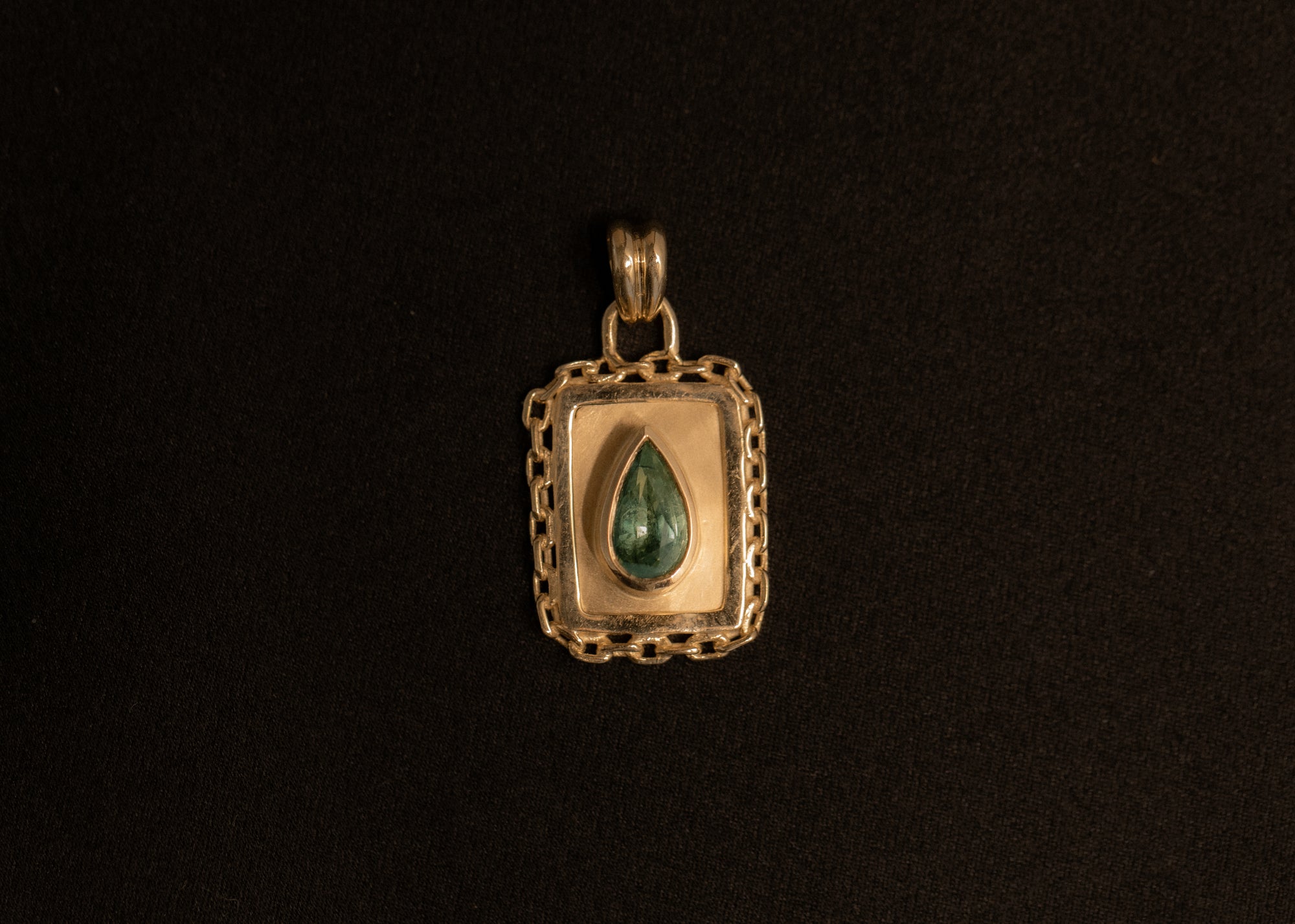 One of Kind Sapphire Vetro Charm 03