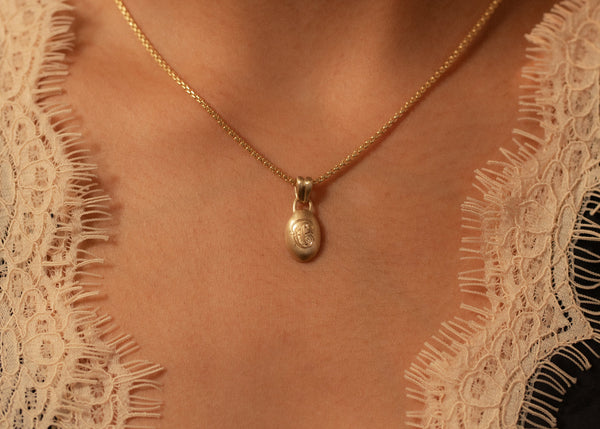 Lettera Charm I