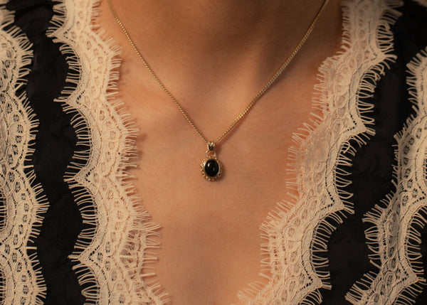 Black Jasper Oval Catene Charm