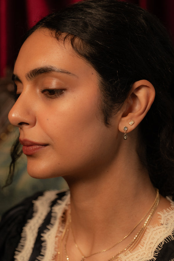 Diamond Rectangle Pictura Stud
