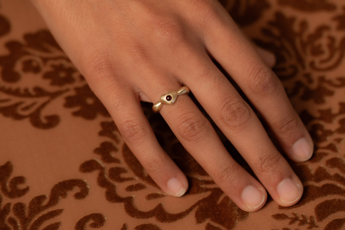 Garnet Intima Ring