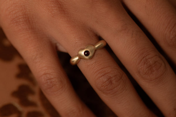 Garnet Intima Ring