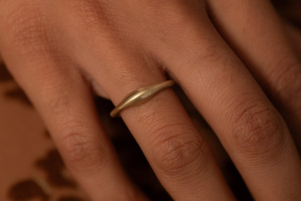Ovate I Ring