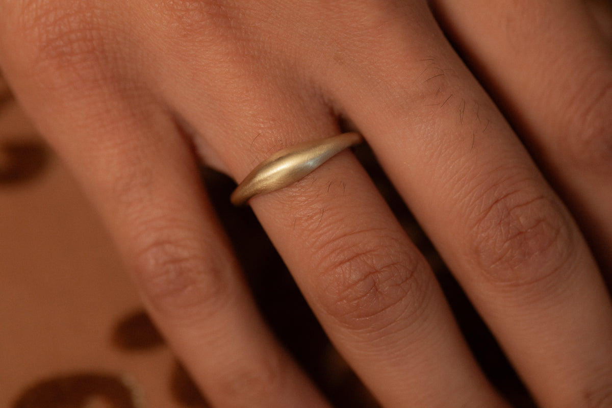 Ovate II Ring