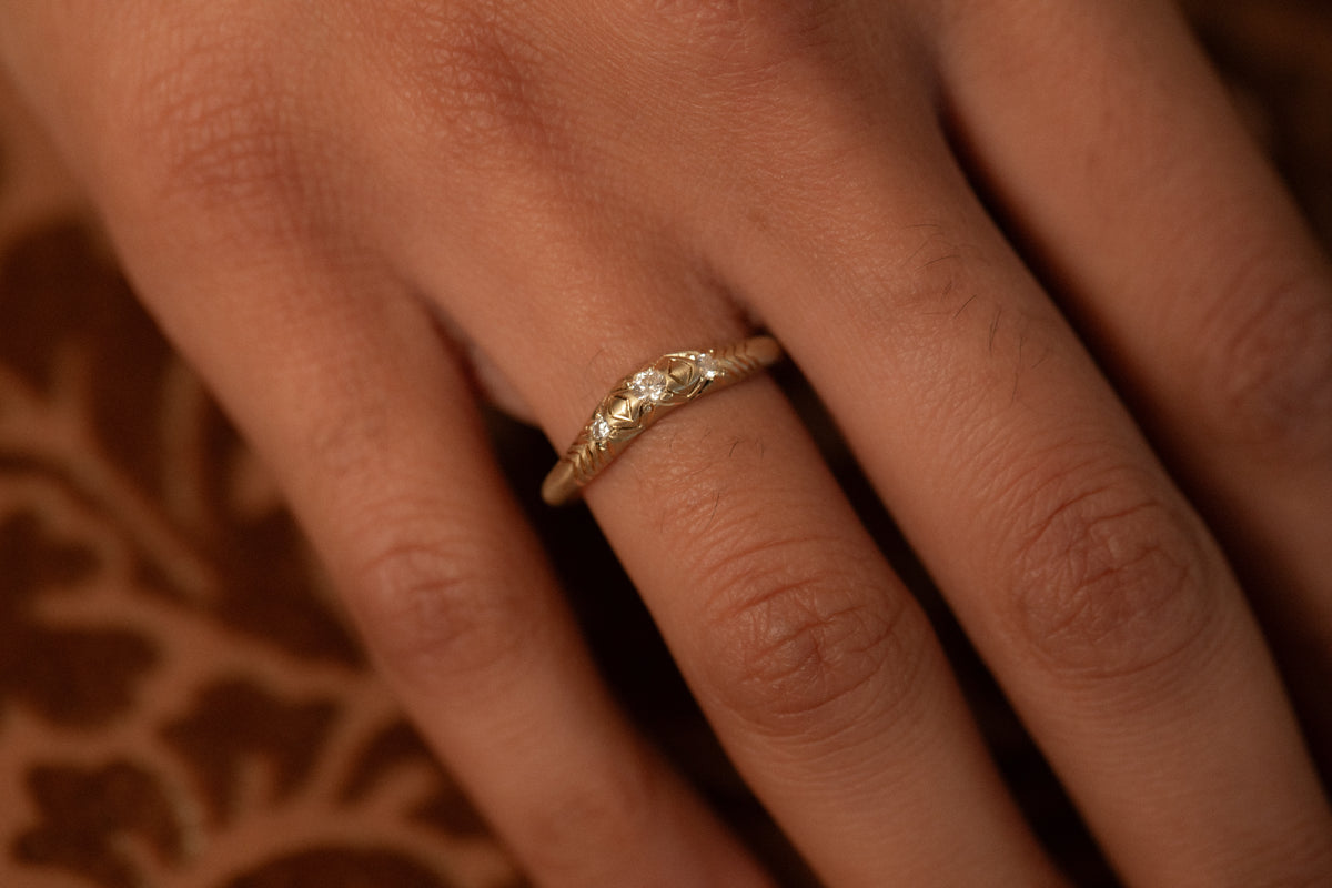 3 Diamond Curve I Ring