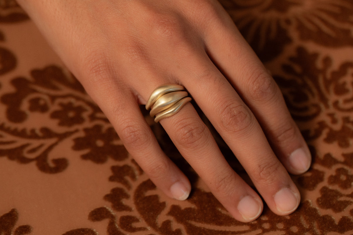 Ovate III Ring