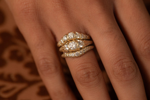 Pavé Curve II Ring