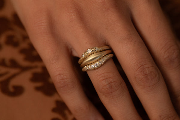 3 Diamond Curve I Ring