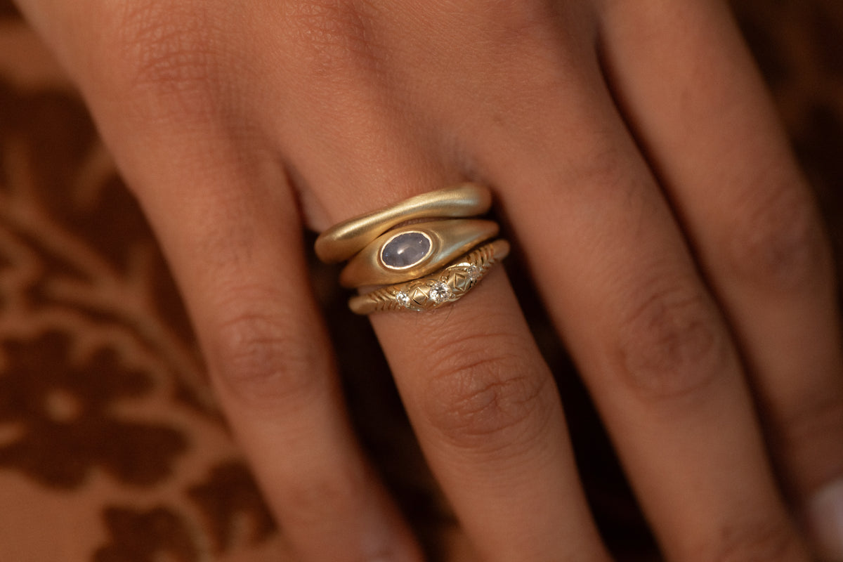 3 Diamond Curve I Ring