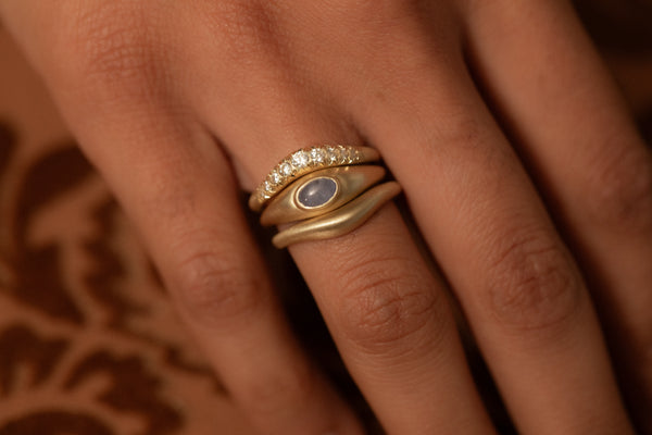 Pavé Curve I Ring