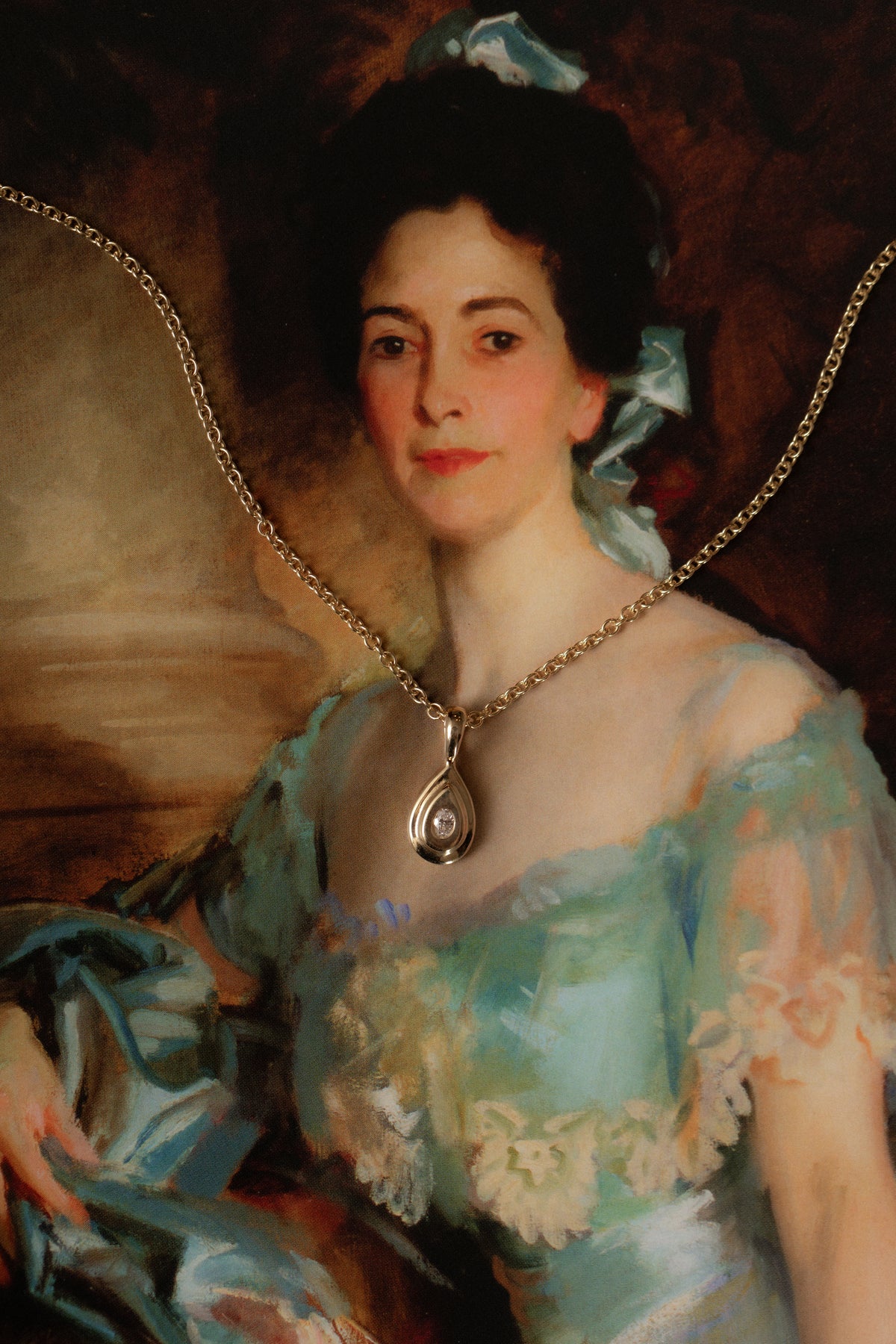 Diamond Pear Pictura Charm
