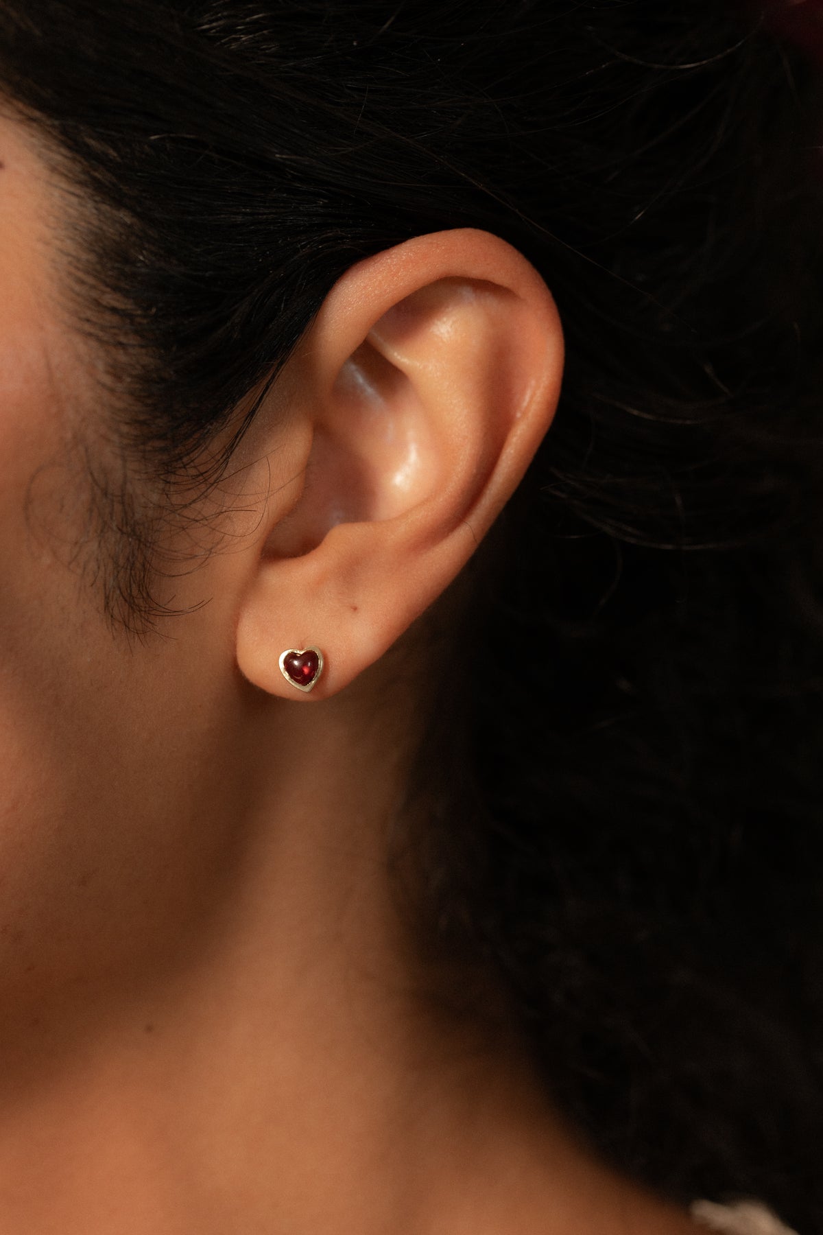 Garnet Cordis Stud