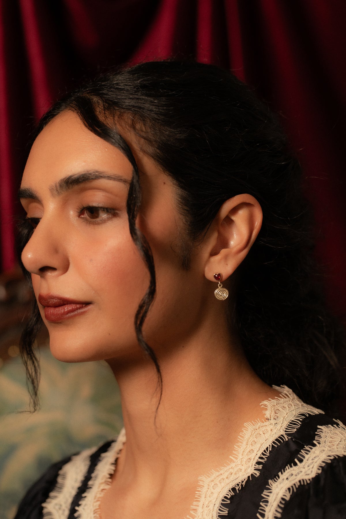 Cordis Spiralis Drop Earrings