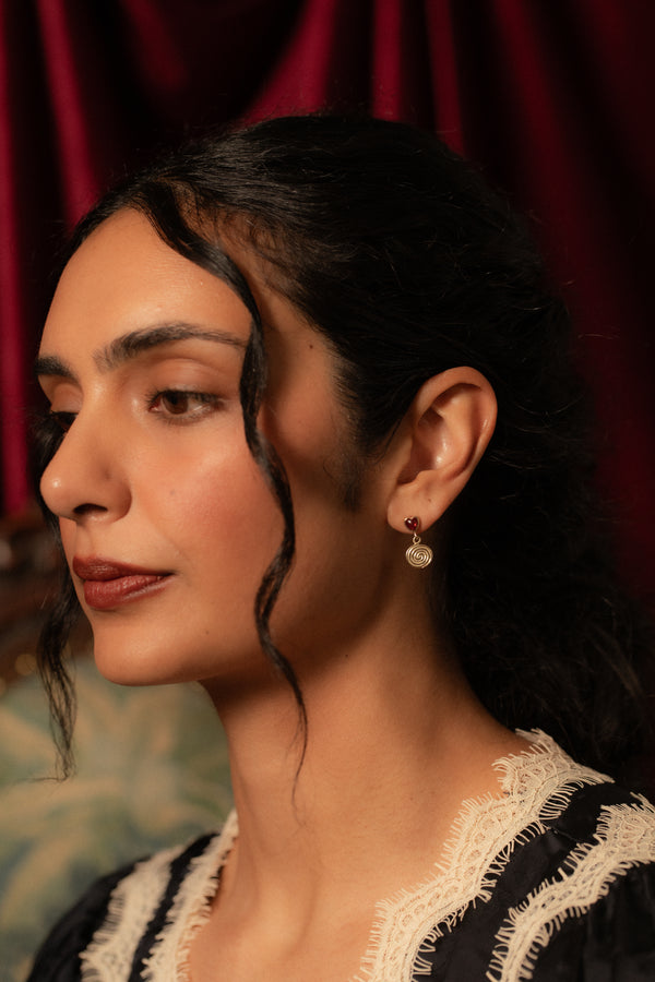 Cordis Spiralis Drop Earrings
