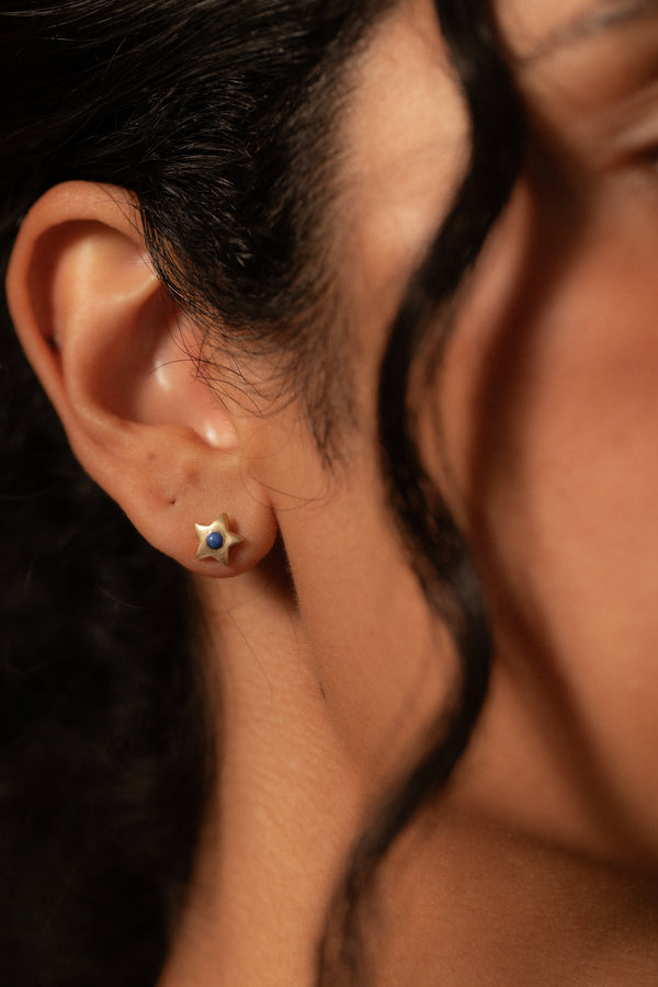Garnet Stella Stud