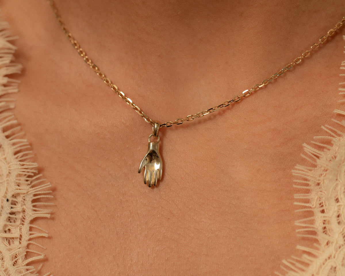Mano Charm
