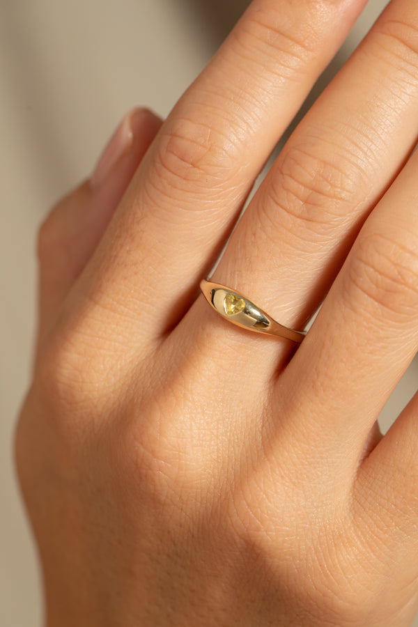 Heart Sapphire Ovate IV Ring 05