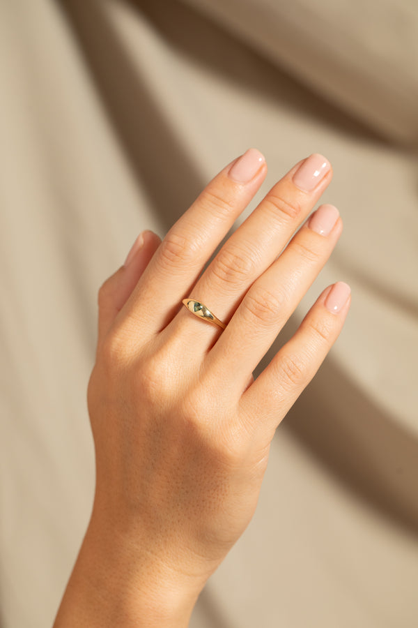 Heart Sapphire Ovate IV Ring 02