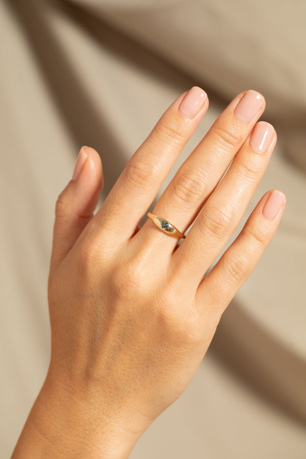 Heart Sapphire Ovate IV Ring 03