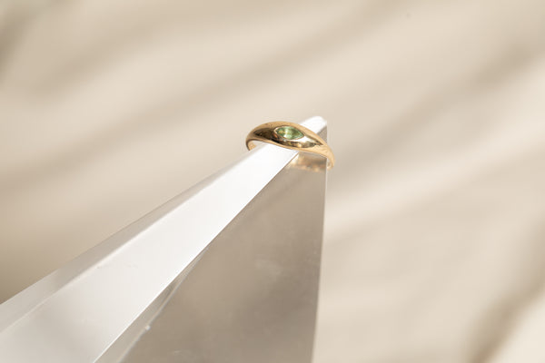 Sapphire Ovate V Ring 01