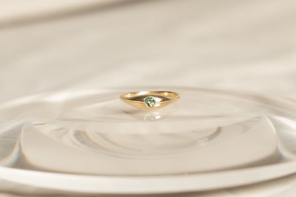 Heart Sapphire Ovate IV Ring 02