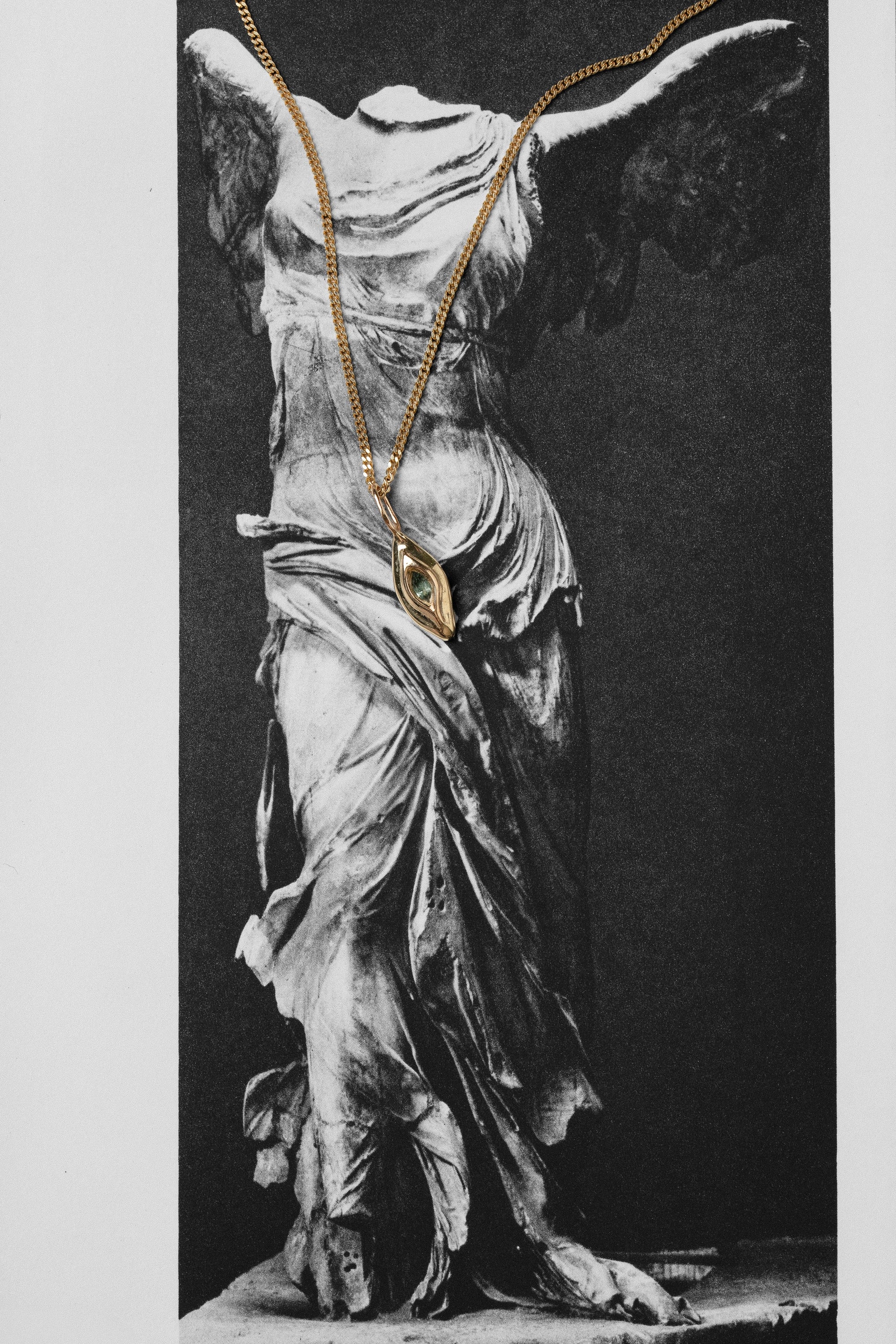 Venus Charm 03