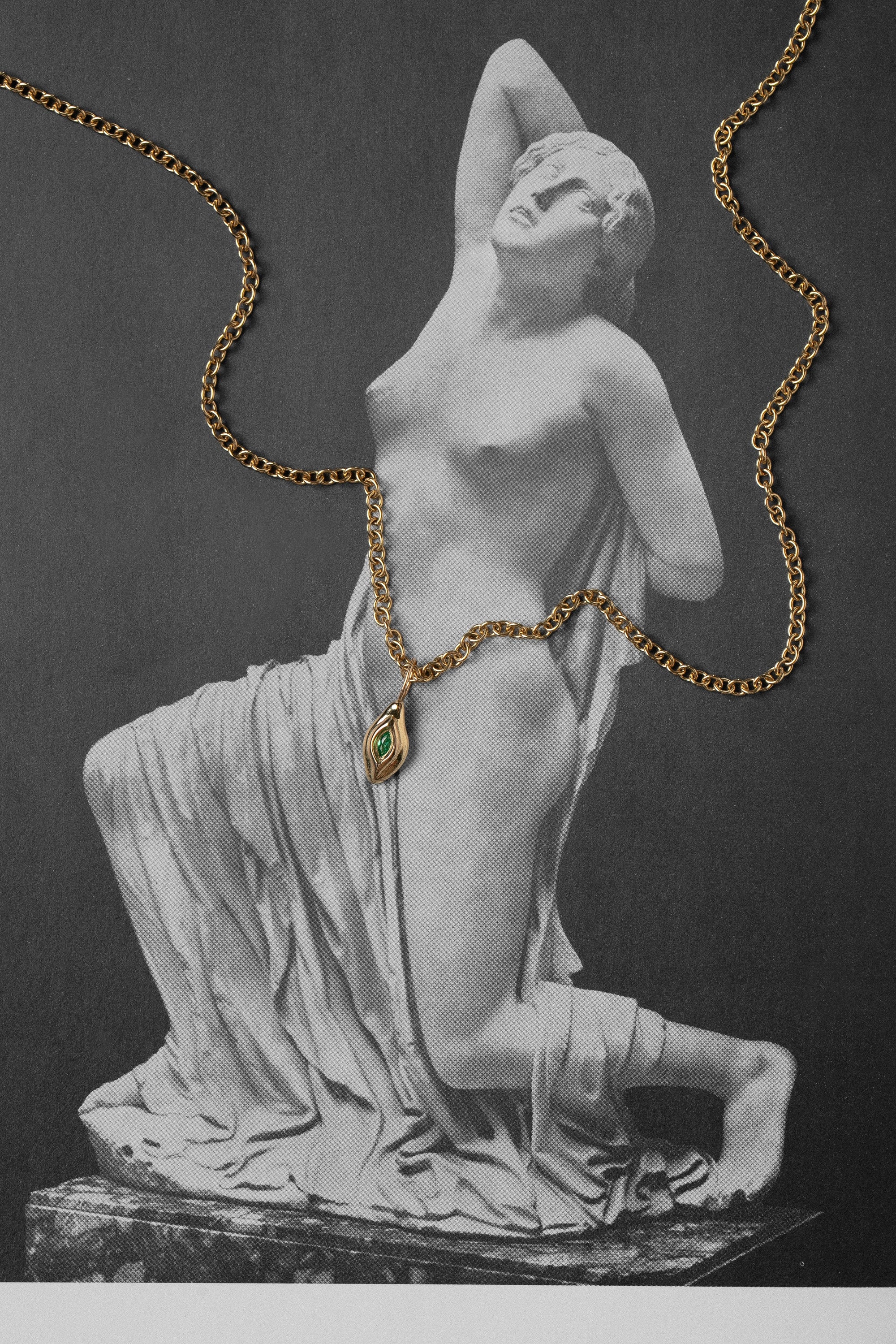 Venus Charm 07