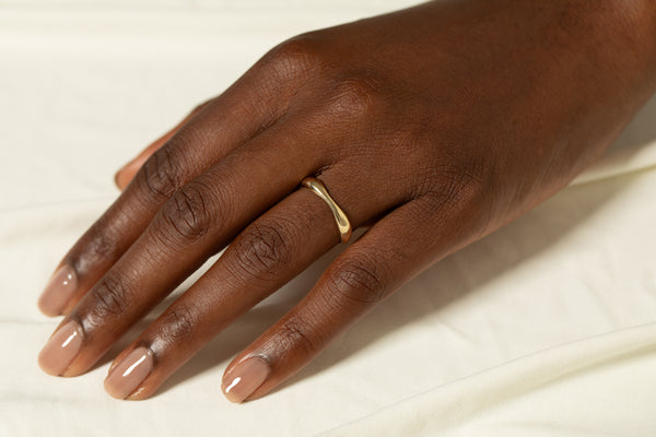 Pinch I Ring