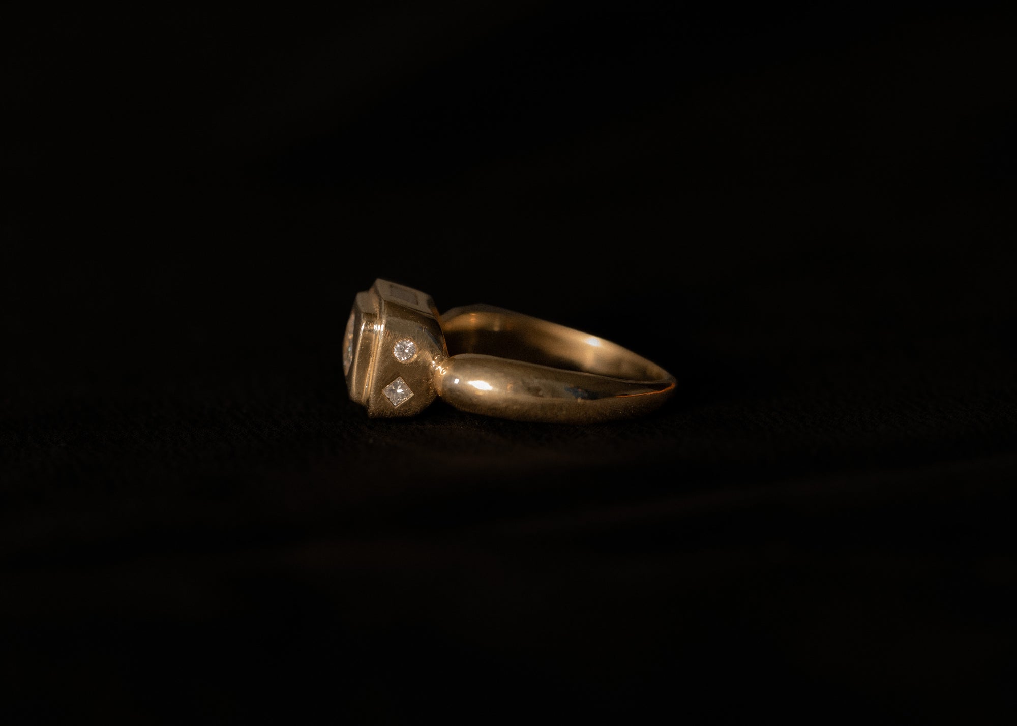 One of a Kind 0.45CT Pear Cut Pictura Ring