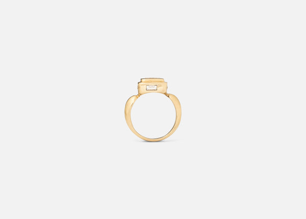 One of a Kind 0.45CT Pear Cut Pictura Ring