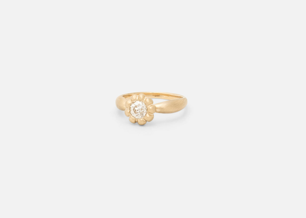 Diamond Round Flora Ring